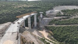 Dilovası Hastane Yolu’nda 40 kirişin montajı tamam