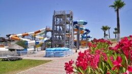 İzmir Oasis Aquapark dönemi açıyor