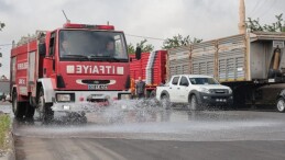 Nevşehir Belediyesi takımları, hafta sonu Yeni Sanayi Sitesi ve Lale Sanayi Sitesi’nde bayram öncesi ayrıntılı paklık, bakım ve tamirat çalışması gerçekleştirdi