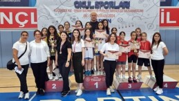 Osmangazili badmintonculardan Türkiye şampiyonluğu