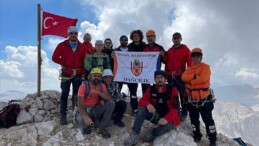 15 Temmuz Demokrasi Ve Ulusal Birlik Günü İçin Doruğa Yürüdüler