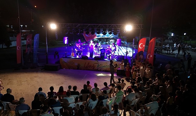 Aydın Büyükşehir Belediyesi, “Yaz Konserleri” aktiflikleri kapsamında bu sefer Germencik Belediye Parkı’nda süper bir konser gerçekleştirdi