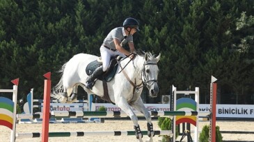 Büyükakın’dan binicilik sporuna tam takviye; “Sporu ve tabiat sevgisini her yaşa aşılayacağız”