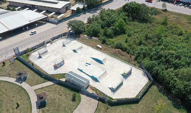 Büyükşehir’den Kartepe’ye skate park