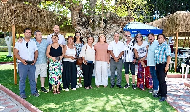 Didim Belediye Başkanı Hatice Gençay, 24 Temmuz Basın Özgürlüğü için Gayret Günü münasebetiyle ilçedeki basın mensuplarıyla kahvaltıda bir ortaya geldi