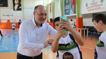 Geyve Yaz Spor Okulları Açılışı Gerçekleştirildi