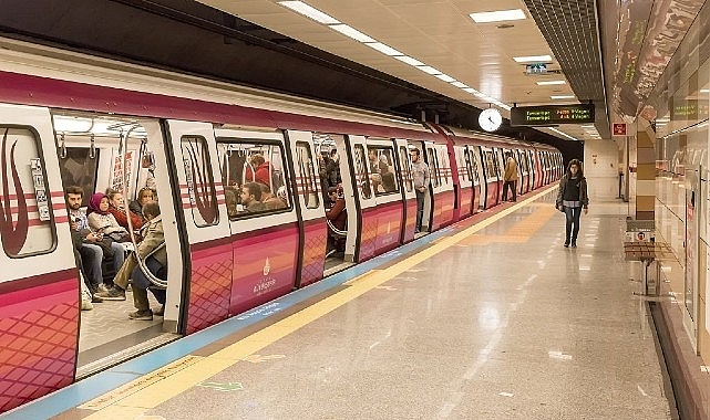 İstanbul Şenliği boyunca metro sefer saatleri uzayacak