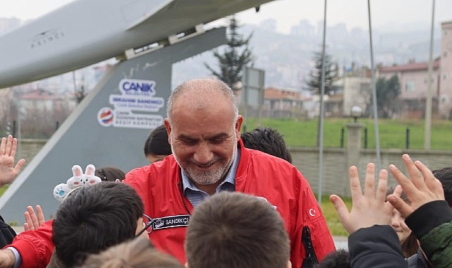 Lider İbrahim Sandıkçı: “Akıncı TİHA öğrencilerimize ilham oluyor”