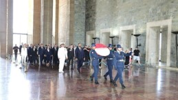 Narlıdere Belediye Başkanı Erman Uzun’dan Anıtkabir Ziyareti