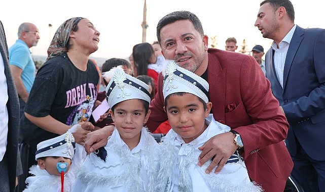 Nevşehir’in vilayet oluşunun 70. Yıl dönümü münasebetiyle Kayaşehir’de düzenlenen merasim büyük ilgi gördü