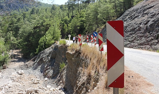 Serik-Akbaş küme yolu güçlendiriliyor