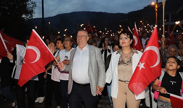 30 Ağustos Edremit’te coşkuyla kutlanacak