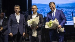 38. Dikili Kültür, Demokrasi ve Emek Festivali CHP Genel Başkanı Özgür Özel’le başladı