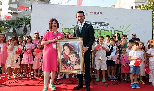 Bayraklı’da yaz okullarına harika final