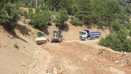 Büyükşehir’den Manavgat’ta asfalt öncesi hazırlık