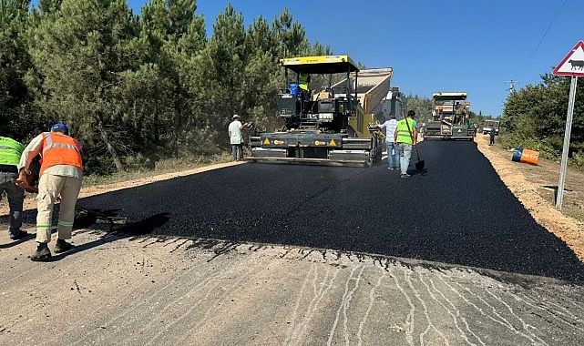 Derince ile köyler ortasındaki yol yenileniyor