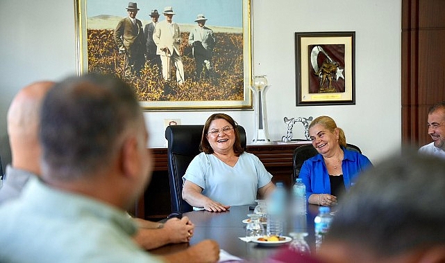 Didim Belediye Başkanı Hatice Gençay, ilçemizde misyon yapan mahalle muhtarları ile bir ortaya gelerek kıymetlendirme toplantısı gerçekleştirdi