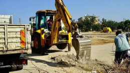 Didim Belediyesi Fen İşleri Müdürlüğü grupları tarafından sürdürülen yol imal ve bakım çalışmaları tüm süratiyle devam ediyor