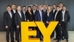 EY Türkiye yeni şirket ortaklarıyla rekor büyümeye imza atıyor