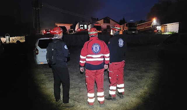 Kızılcahamam’da yangın, gruplar çalışmalarını sürdürüyor