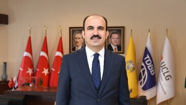 Lider Altay: “Malazgirt Zaferi Tarihe İstikamet Veren Bir Kahramanlık Destanıdır”