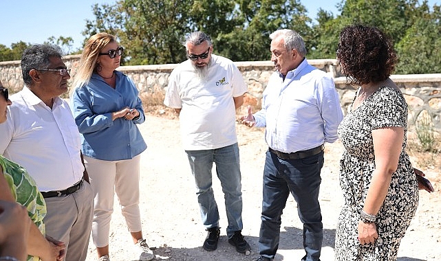 Lider Şadi Özdemir sokak hayvanları için hazırlanan projeyi inceledi