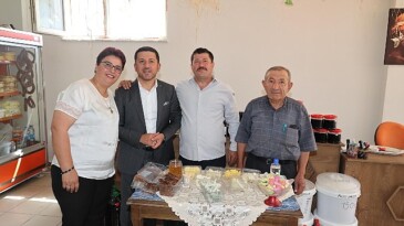 Nevşehir Belediye Lideri Rasim Arı, 15 Temmuz Mahallesi ve Güzelyurt Mahallesi’nde işyeri açılışlarına katıldı.