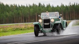 Pirelli Stella Bianca lastikler, 1929 model OM 665 Superba ile 10.000 kilometreden fazla yol yaptı