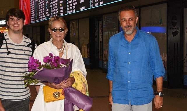 Sharon Stone, GAİN sponsorluğunda verilen ‘Uluslararası İkon Ödülü’nü almak için Türkiye’de!