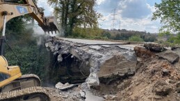 Tatarahmet Köyü Köprüsü yıkıldı, yenisi yapılıyor