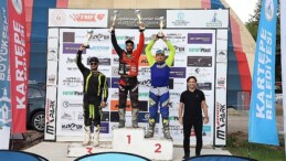 Türkiye Üstün Enduro Şampiyonası’nın 3. ayağı Kartepe’de gerçekleştirildi. Şampiyona da dereceye girenler kupalarını aldılar