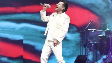 Yüzer sahne üzerinde eşsiz bir konser tecrübesi sizi bekliyor!