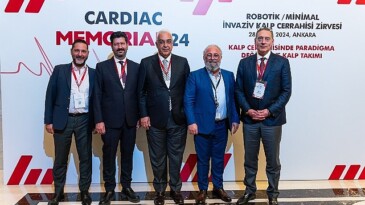 10 kalp hastasından 9’u küçük kesi ve robotik cerrahi ile güzelleşebiliyor