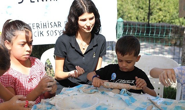 4. Çocuk Şenliği Renkli Anlara Sahne Oldu