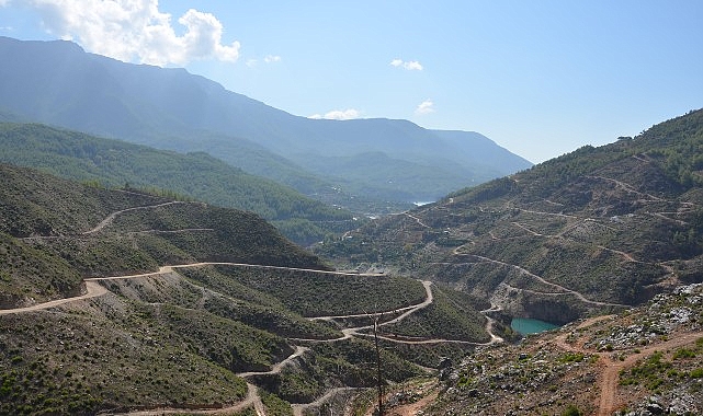 Alanya Dim küme yolunda asfalt hazırlığı