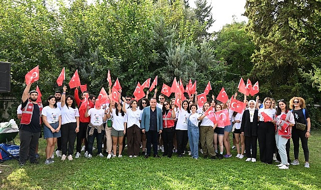 Antalya Büyükşehir’den üniversite öğrencileri eğitim dayanağı