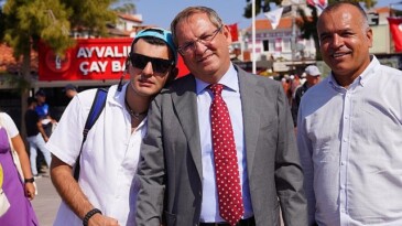 Ayvalık’ta 32’inci sefer düzenlenen “Ayvalık Engelliler Şenliği” başladı.