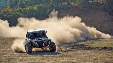 Baja Bursa’da En Süratliler Akyüz ve Günak Oldu