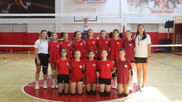 Bayraklı’da 9 Eylül voleybol turnuvası