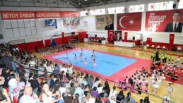 Bayraklı’da yaz spor okullarına büyük ilgi 19 kursa 4 bin 200 kişi katıldı