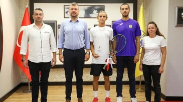 Bucalı şampiyon atletten Lider Görkem Duman’a ziyaret