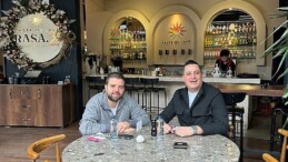 Cet Gönül ve Batuhan Erdem Yaza Veda Partisi Düzenledi
