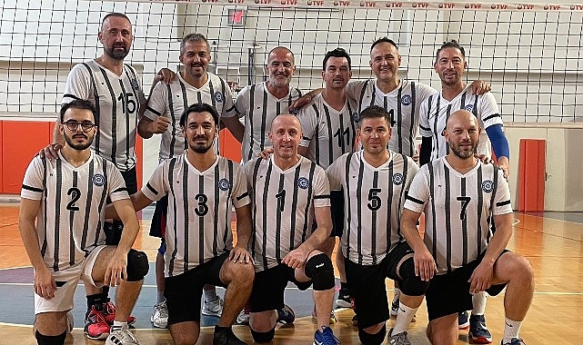 Ege Üniversitesi Voleybol Grubu finale yükseldi