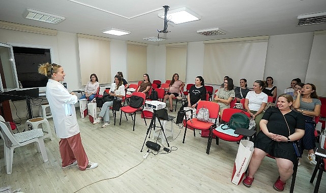 Gaziemir Belediyesi’nden anne adaylarına tam dayanak