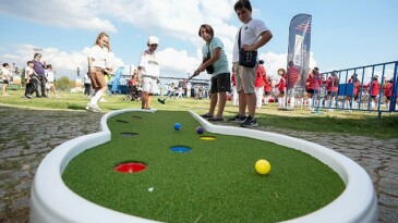 Gaziemirliler kentleri ve sıhhatleri için spor yaptı