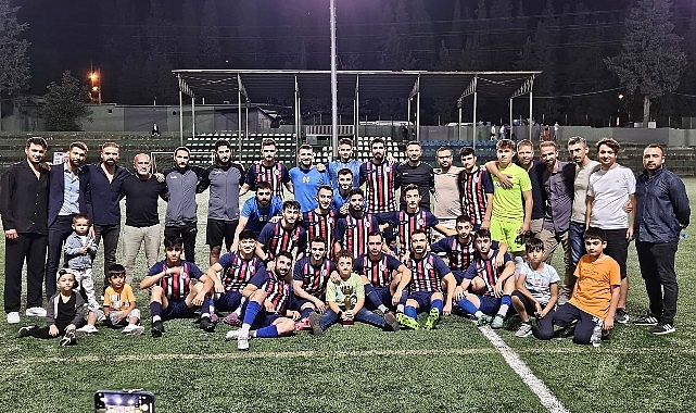 Gölcük Belediyesi 10. Başkanlık Kupası Futbol Turnuvası’nda, finalde Hisareynspor’u 1-0 yenen Harb-İş Spor şampiyon oldu.