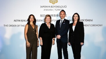 Güler Sabancı, Japonya’nın En Esaslı Nişanlarından Biri Olan Altın Işıklar, Yükselen Güneş Nişanı’na Layık Görülen Birinci Türk Bayan Oldu