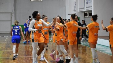 Gürespor 4’te 4 yaptı