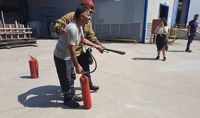 İtfaiyeden acil durum gruplarına eğitim