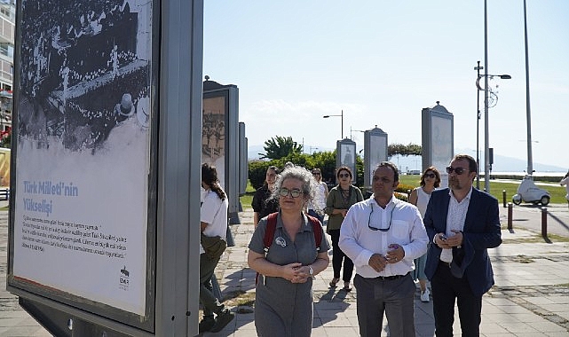 “İzmir’in Kurtuluş Bayramı” standında gurur dolu anlar